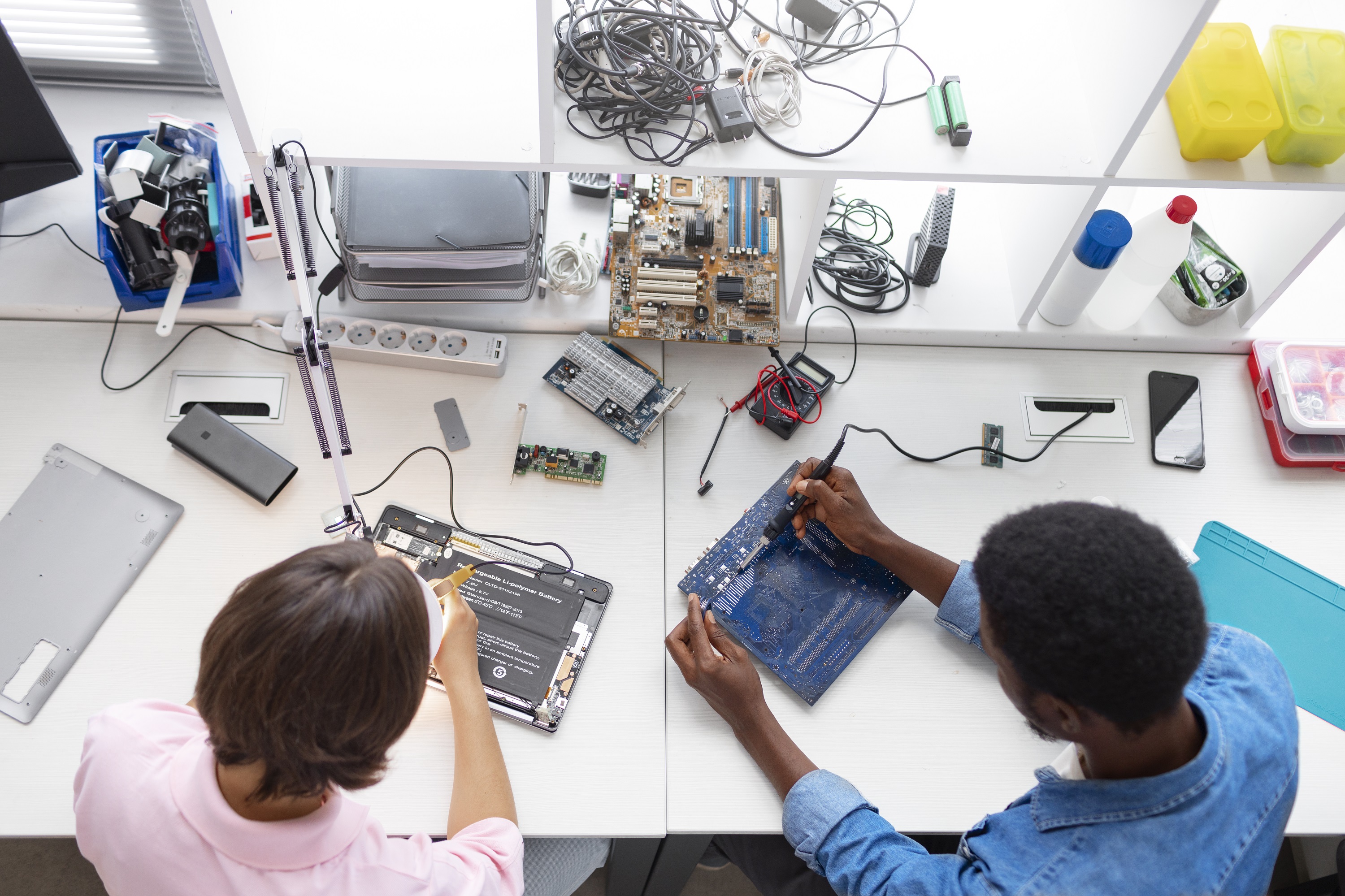 Mobile & Electronics Division